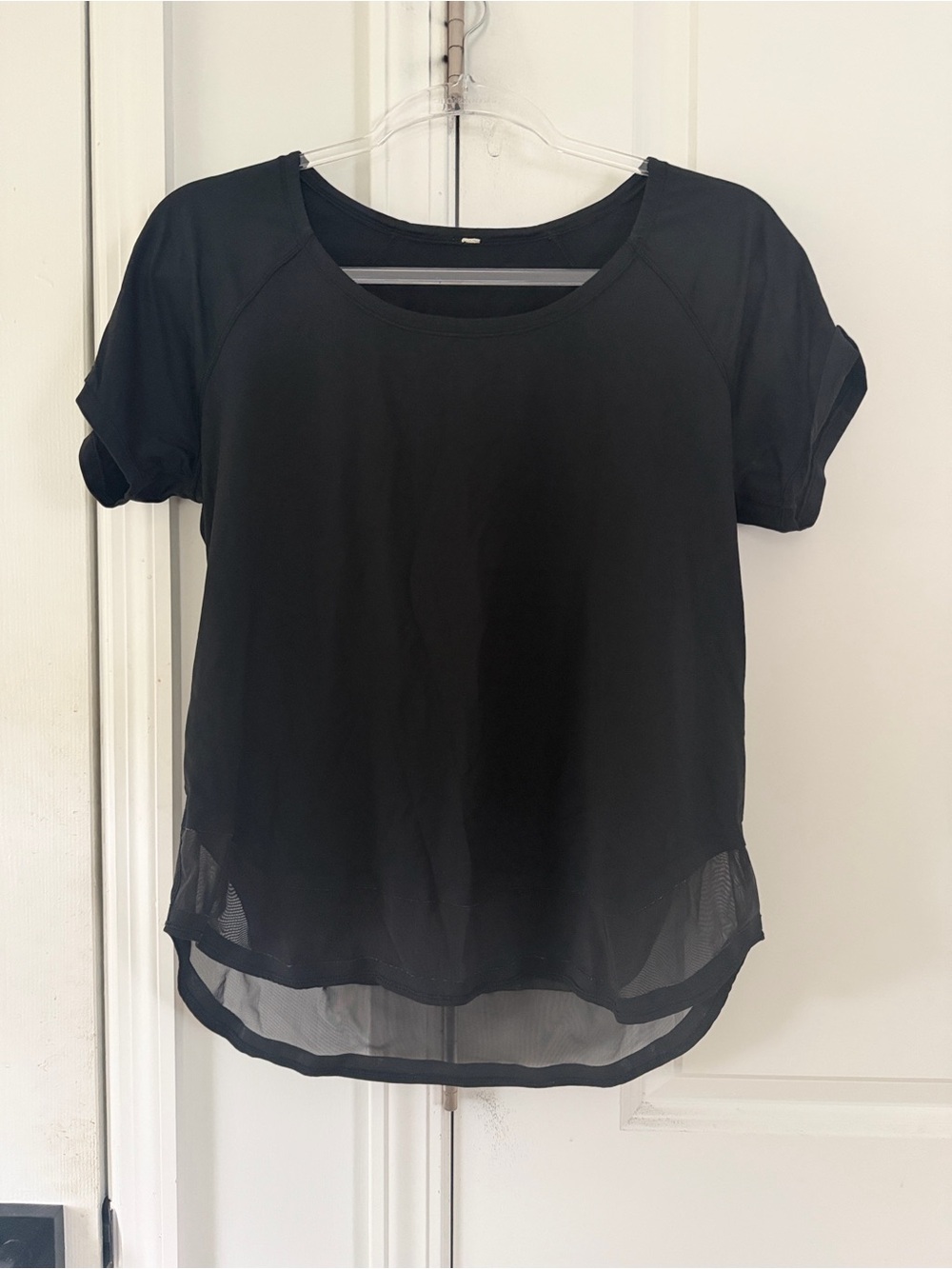 Lululemon Women's Short Sleeve Shirt, Mesh Bottom Hem, Black, Size 8